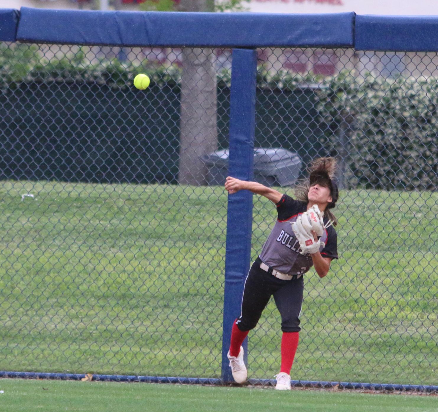 Late rally falls short, Bullpups end season as runner-up in Division II